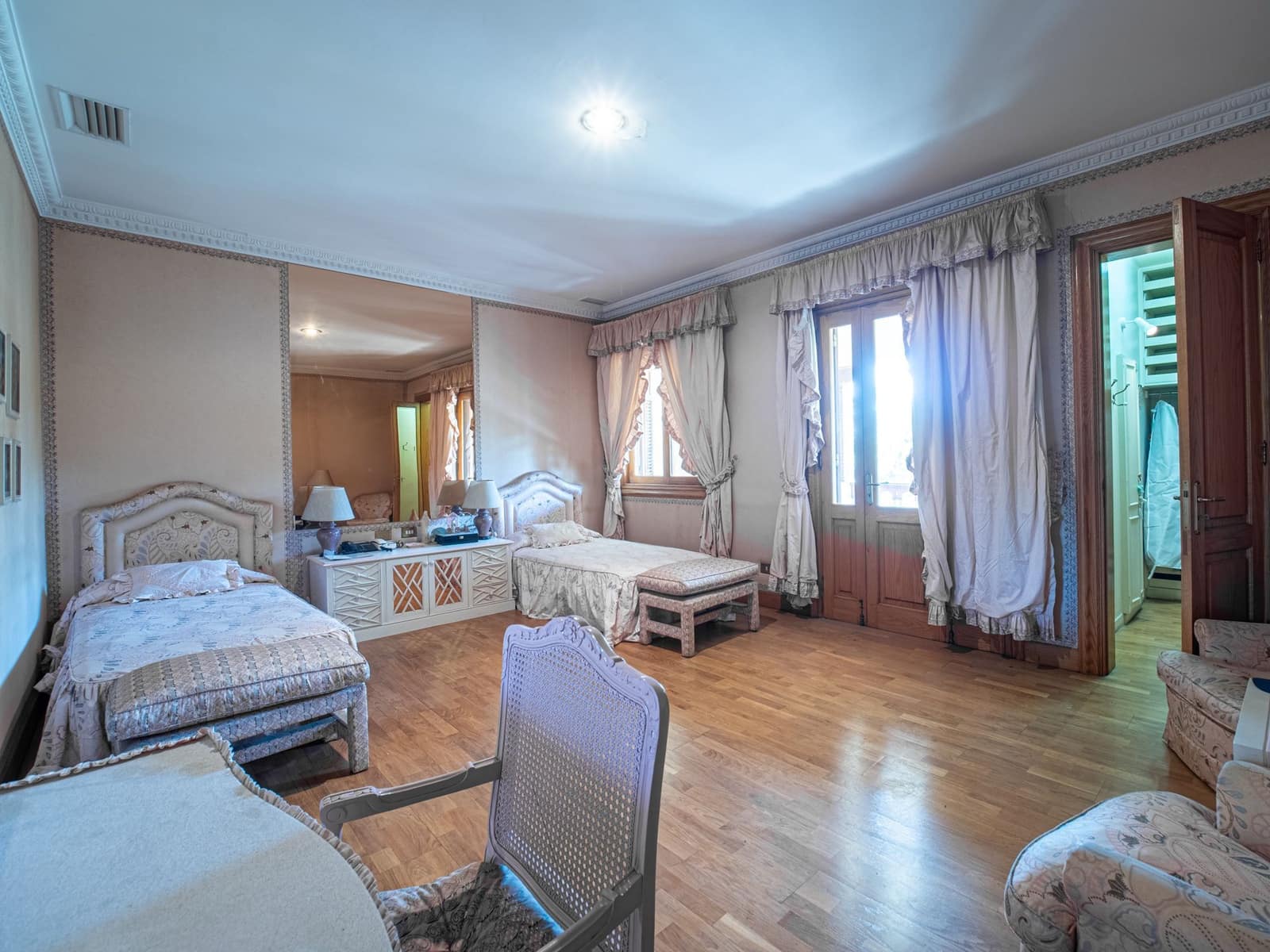 Chalet de 14 habitaciones en Santa Cruz de Tenerife en venta con garaje - 2.900.000 € (Ref: 10044558)