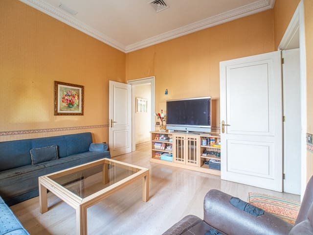 Chalet de 14 habitaciones en Las Mimosas, Santa Cruz de Tenerife en venta con garaje - 2.900.000 € (Ref: 10044558)