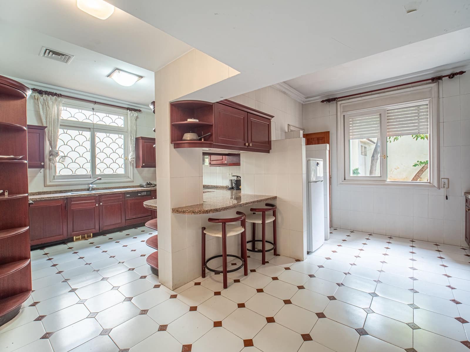Chalet de 14 habitaciones en Santa Cruz de Tenerife en venta con garaje - 2.900.000 € (Ref: 10044558)