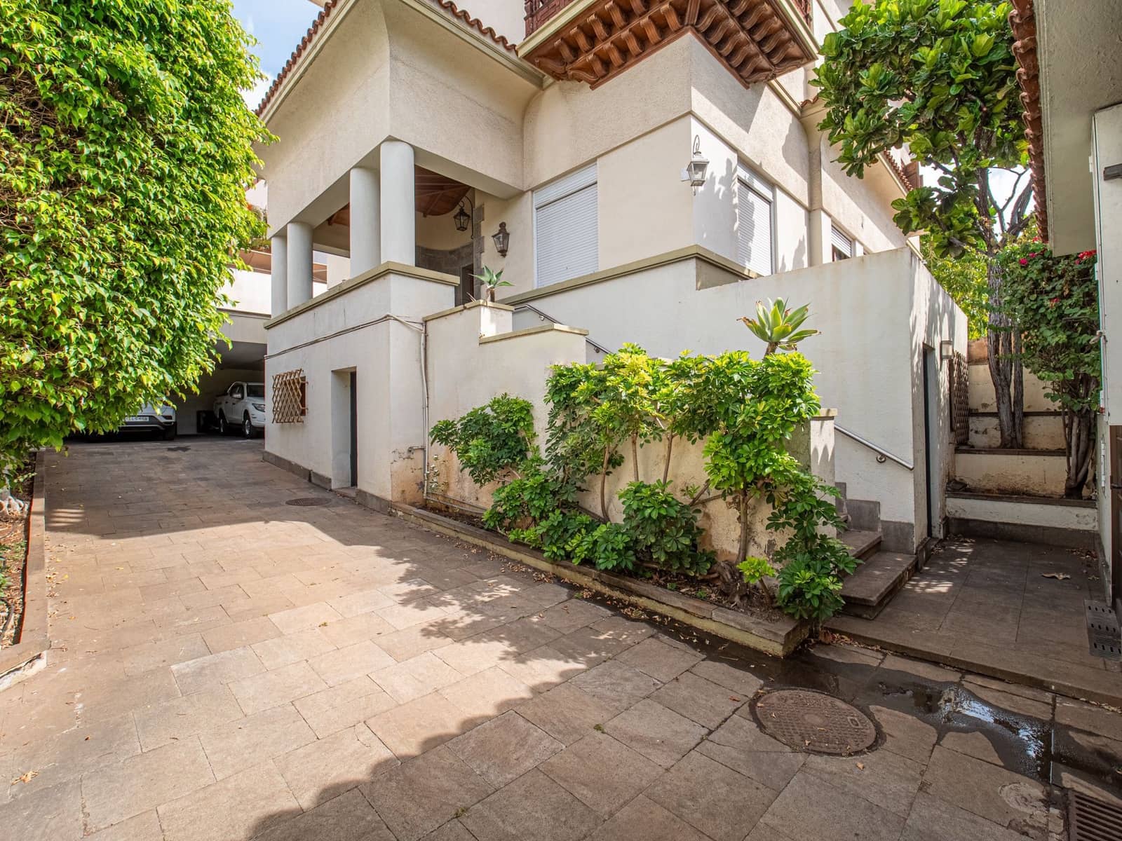 Chalet de 14 habitaciones en Santa Cruz de Tenerife en venta con garaje - 2.900.000 € (Ref: 10044558)