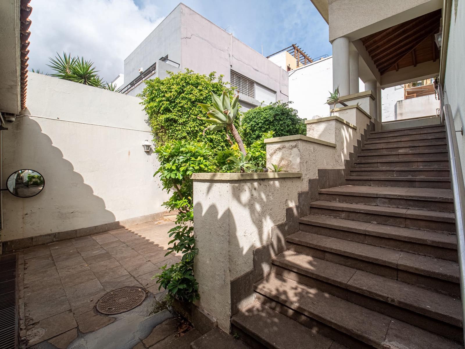 Chalet de 14 habitaciones en Santa Cruz de Tenerife en venta con garaje - 2.900.000 € (Ref: 10044558)