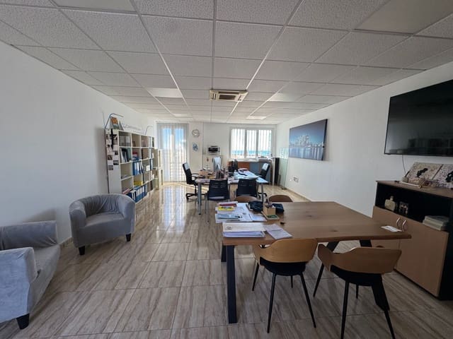 Kantoor te koop in Buenos Aires, Santa Cruz de Tenerife - € 115.000 (Ref: 10044560)
