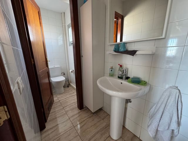 Kantoor te koop in Buenos Aires, Santa Cruz de Tenerife - € 115.000 (Ref: 10044560)