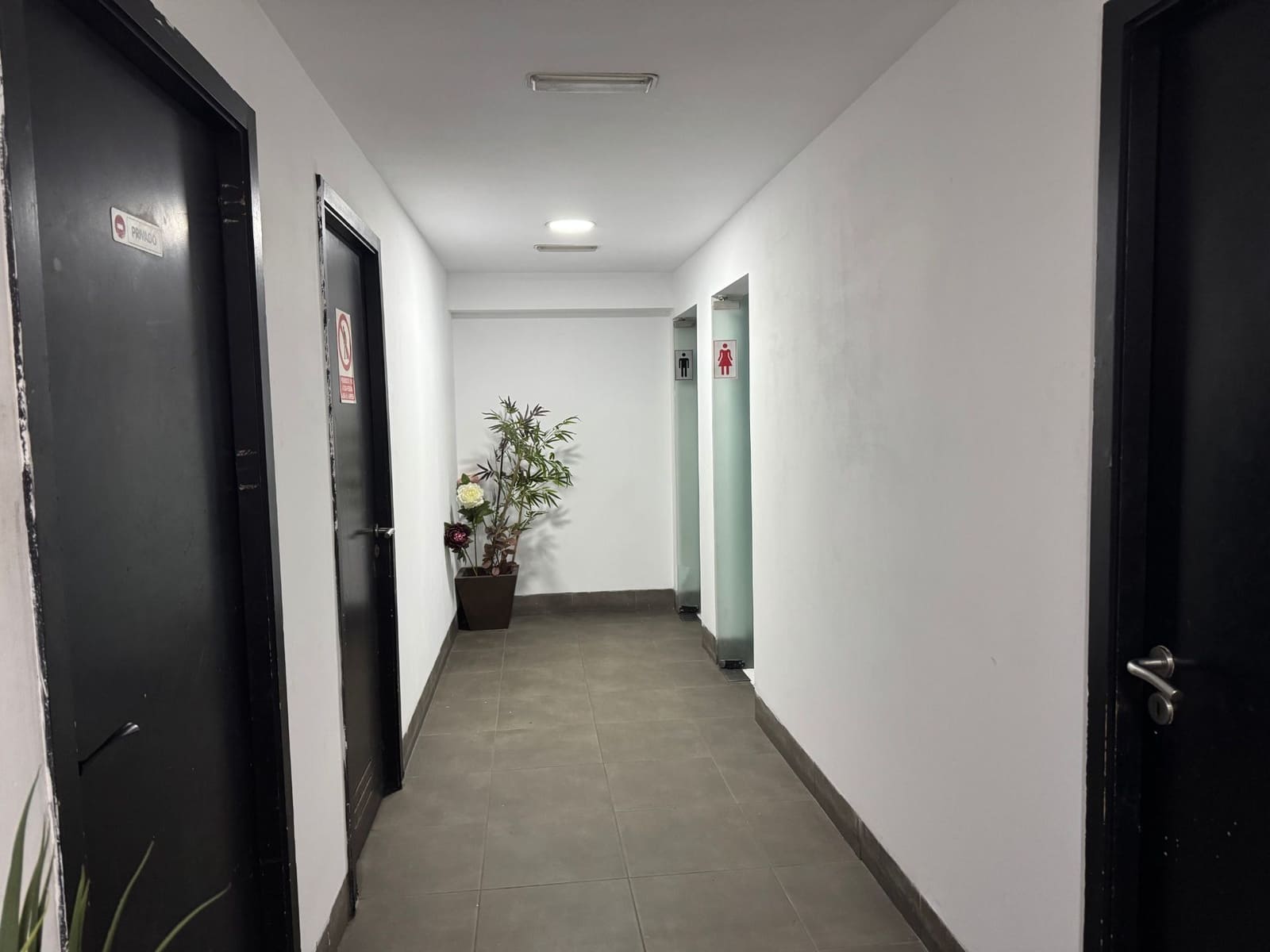 Kaupallinen myytävänä paikassa Santa Cruz de Tenerife - 600 000 € (Ref: 10080502)