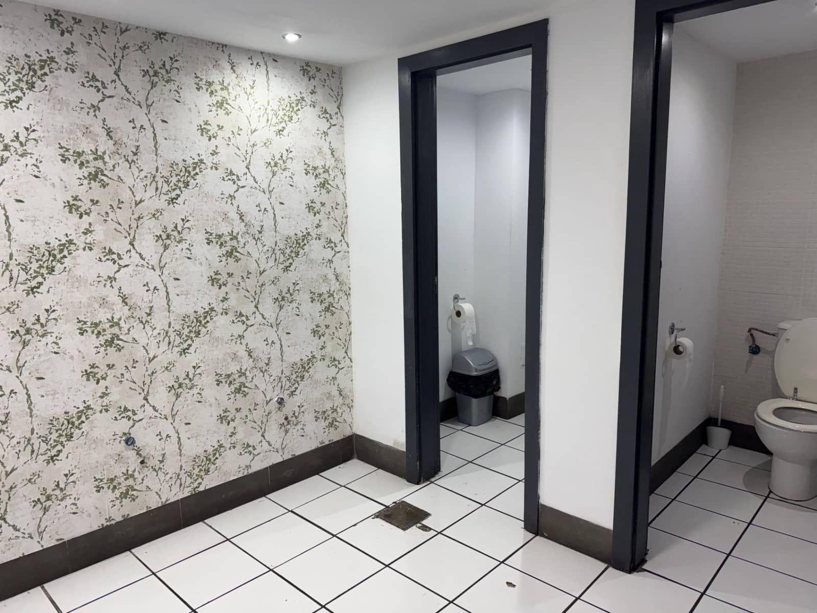 Kaupallinen myytävänä paikassa Santa Cruz de Tenerife - 600 000 € (Ref: 10080502)
