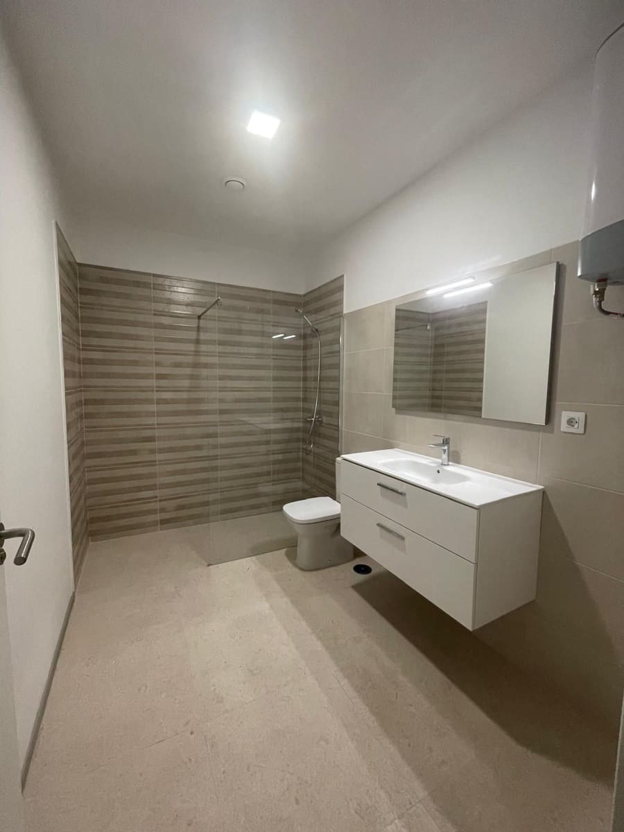 2 soverom Leilighet til salgs i Santa Cruz de Tenerife - € 250 000 (Ref: 10099717)