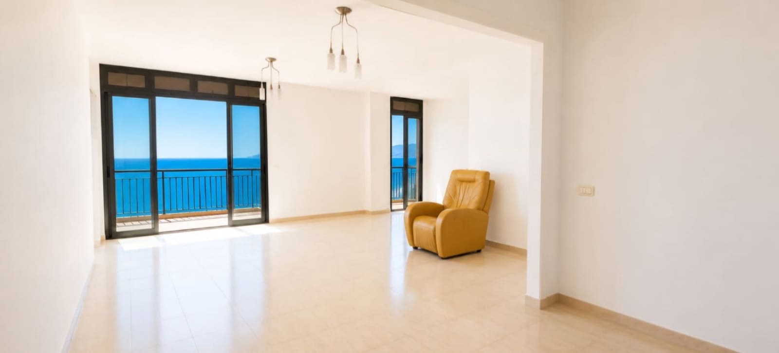 3 bedroom Flat for sale in El Rosario with garage - € 490,000 (Ref: 10108951)