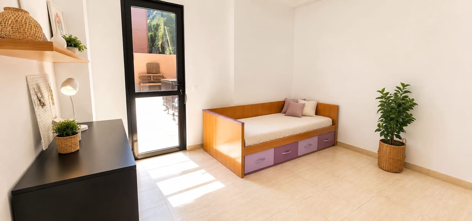 3 bedroom Flat for sale in El Rosario with garage - € 490,000 (Ref: 10108951)