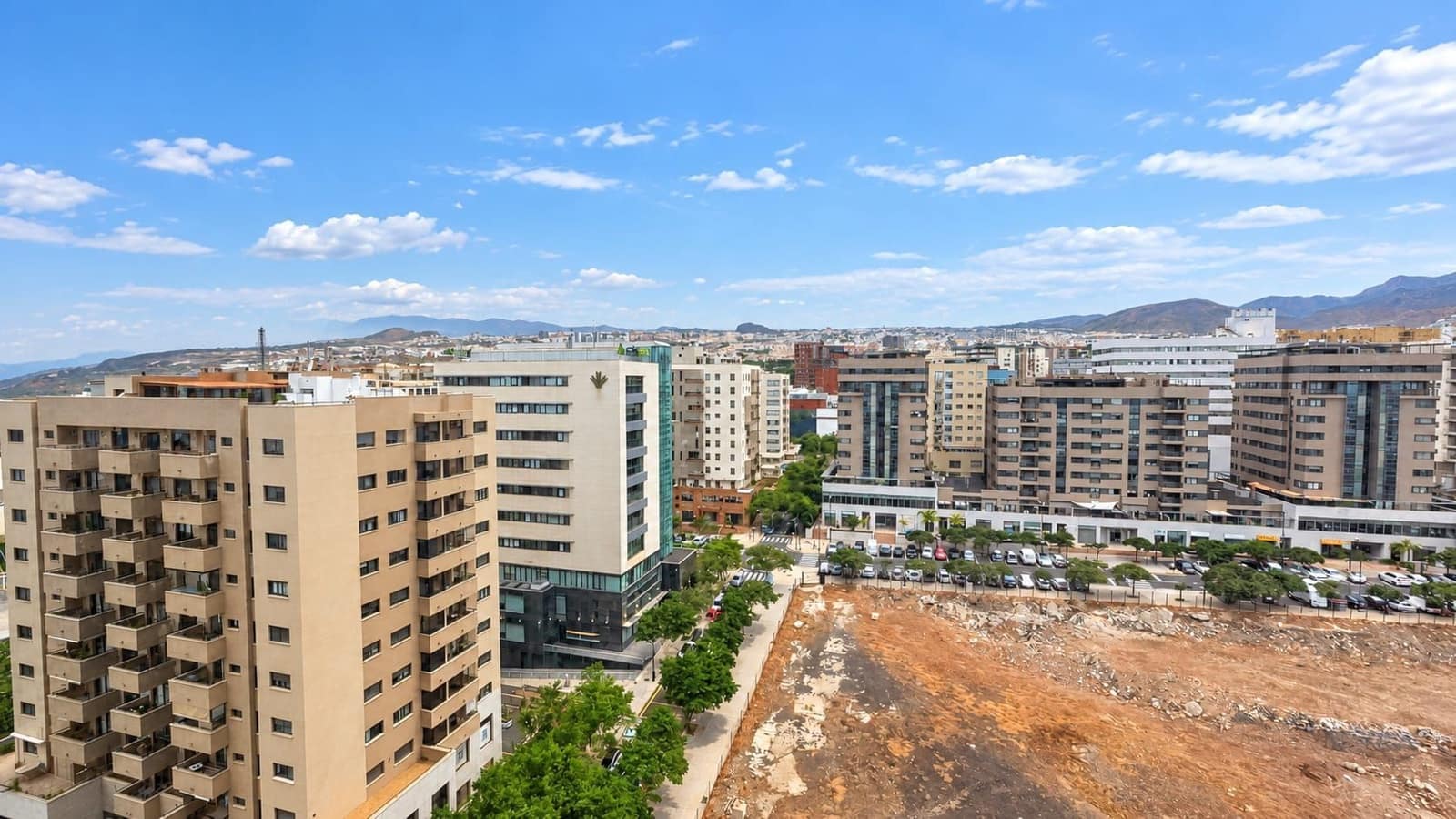 3 soveværelse Lejlighed til salg i Santa Cruz de Tenerife med garage - € 606.000 (Ref: 10180163)
