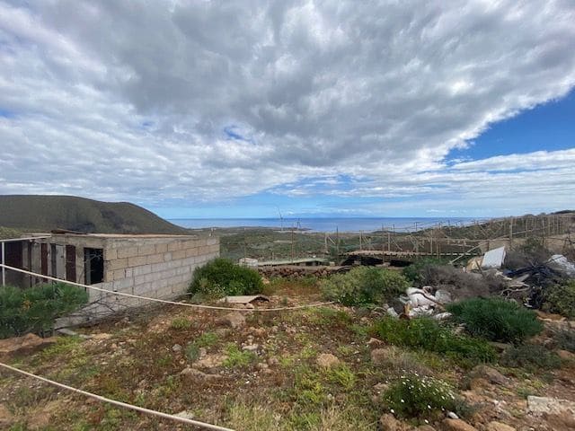 Ubebygd land til salgs i Villa de Arico - € 264 000 (Ref: 7399191)