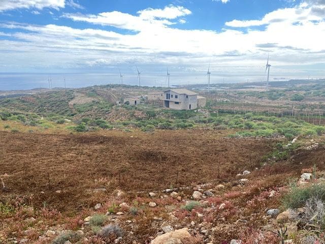 Ubebygd land til salgs i Villa de Arico, Arico - € 264 000 (Ref: 7399191)