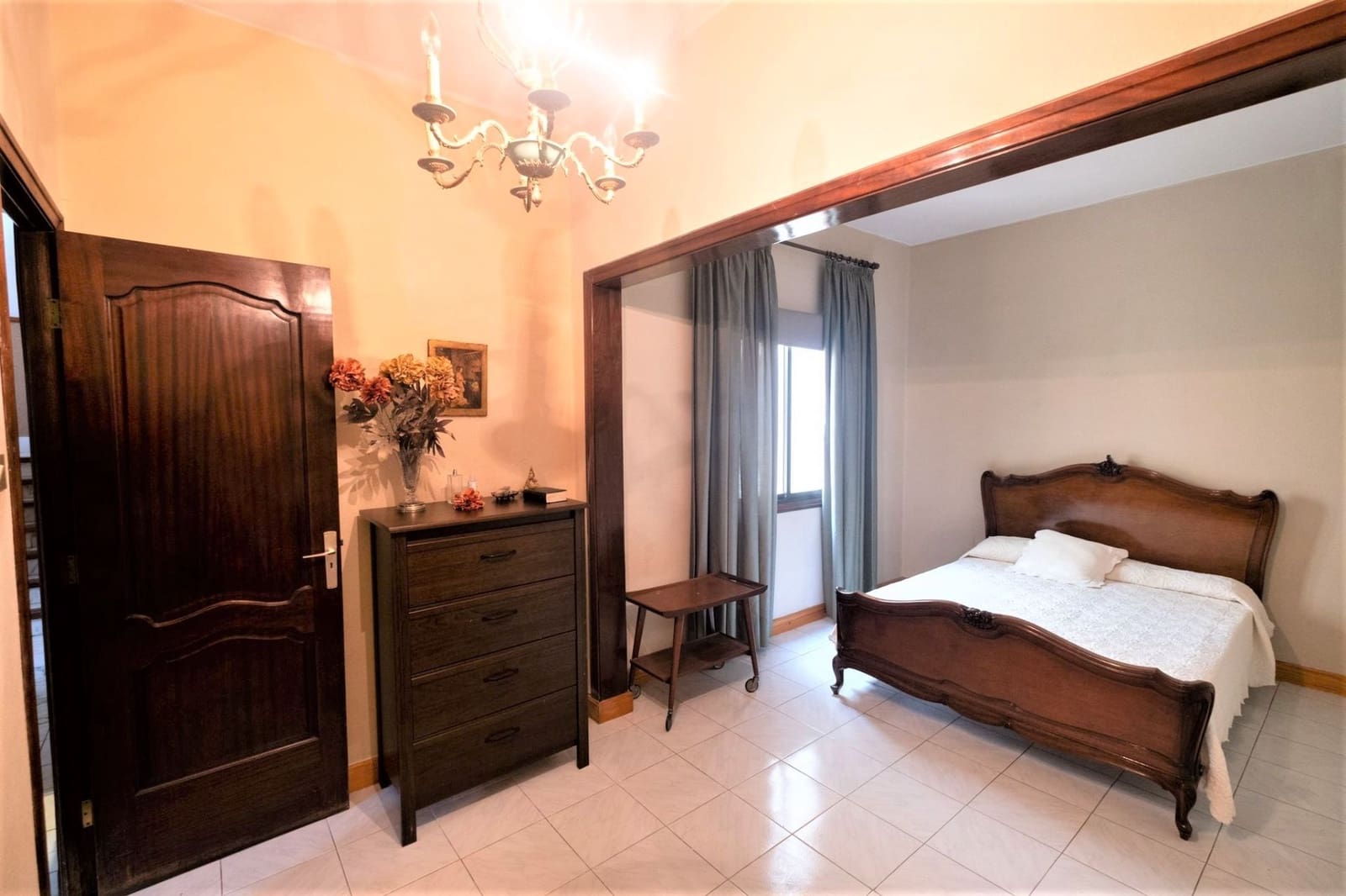 5 makuuhuone Huvila myytävänä paikassa Santa Cruz de Tenerife mukana 
autotalli - 970 000 € (Ref: 7433143)