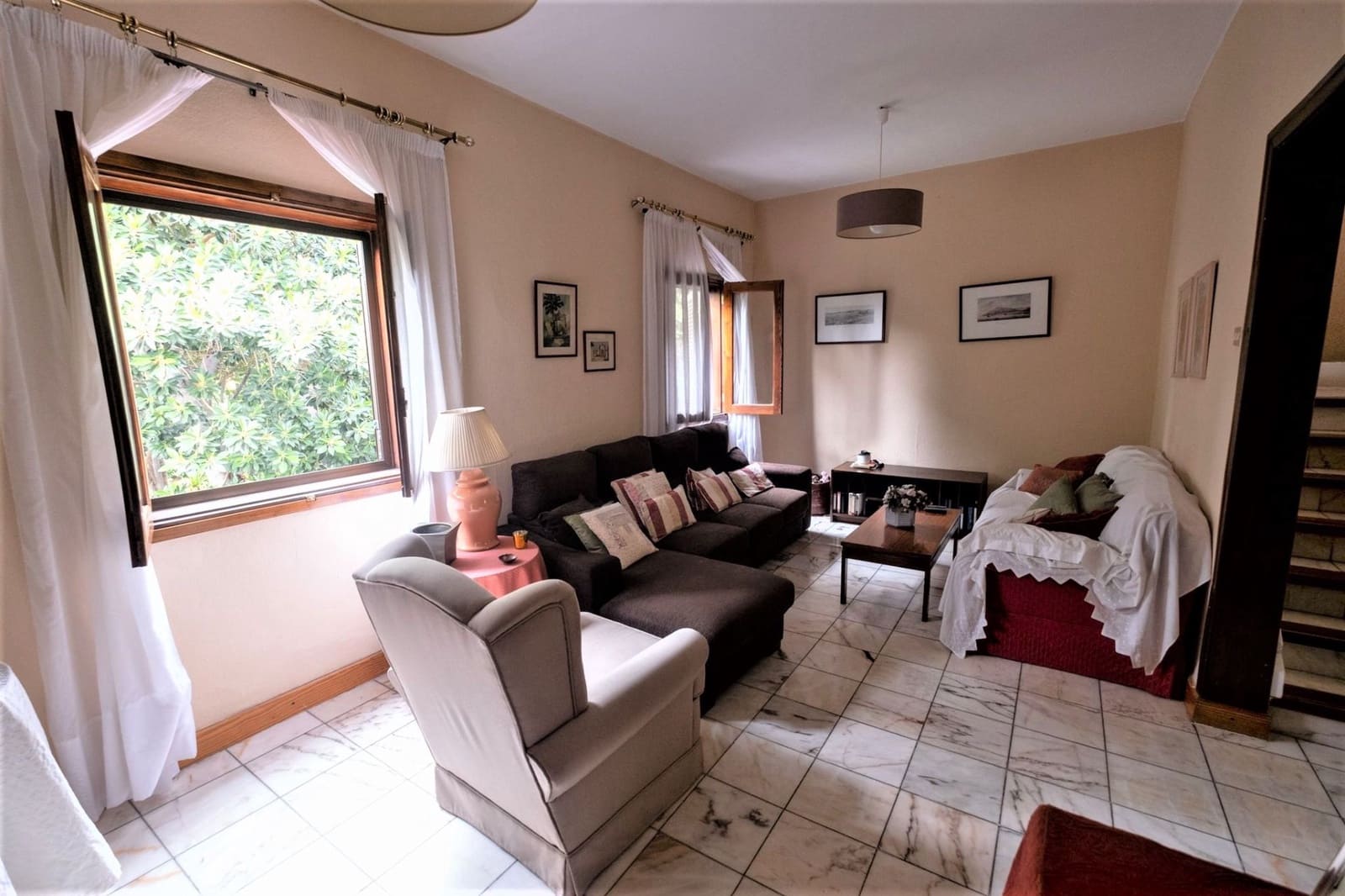 5 makuuhuone Huvila myytävänä paikassa Santa Cruz de Tenerife mukana 
autotalli - 970 000 € (Ref: 7433143)