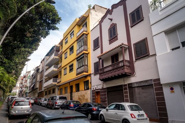 5 makuuhuone Huvila myytävänä paikassa Toscal, Santa Cruz de Tenerife mukana 
autotalli - 970 000 € (Ref: 7433143)