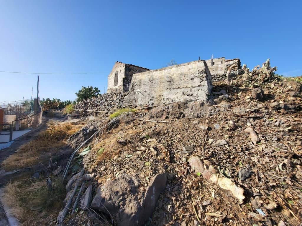 Building Plot for sale in Guia de Isora - € 150,000 (Ref: 7662189)