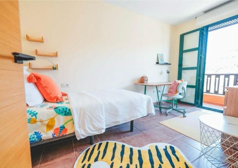 3 soveværelse Semi-Rækkehus til salg i San Miguel de Abona med swimmingpool garage - € 420.000 (Ref: 7965369)