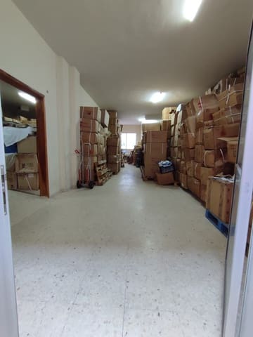Commercieel te koop in San Sebastian, Santa Cruz de Tenerife - € 200.000 (Ref: 8017843)