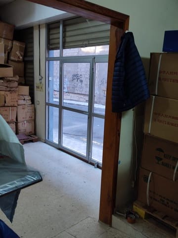 Commercieel te koop in San Sebastian, Santa Cruz de Tenerife - € 200.000 (Ref: 8017843)