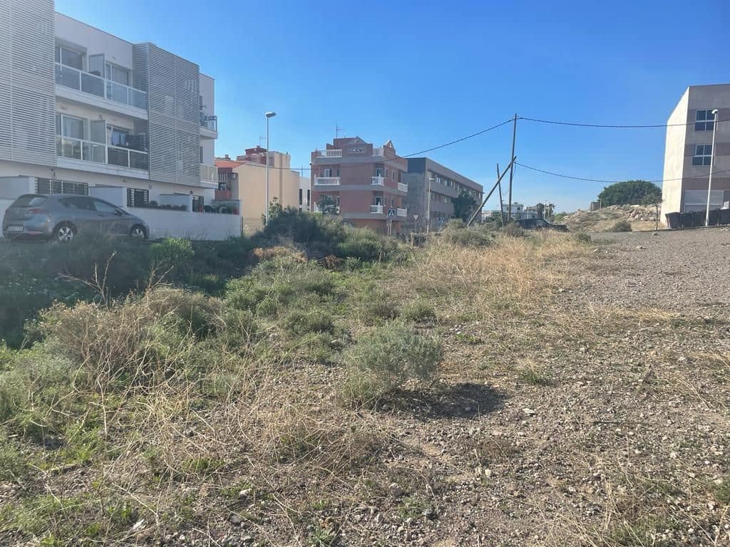 Terreno para Construção para venda em San Isidro de Abona - 75 000 € (Ref: 8026979)