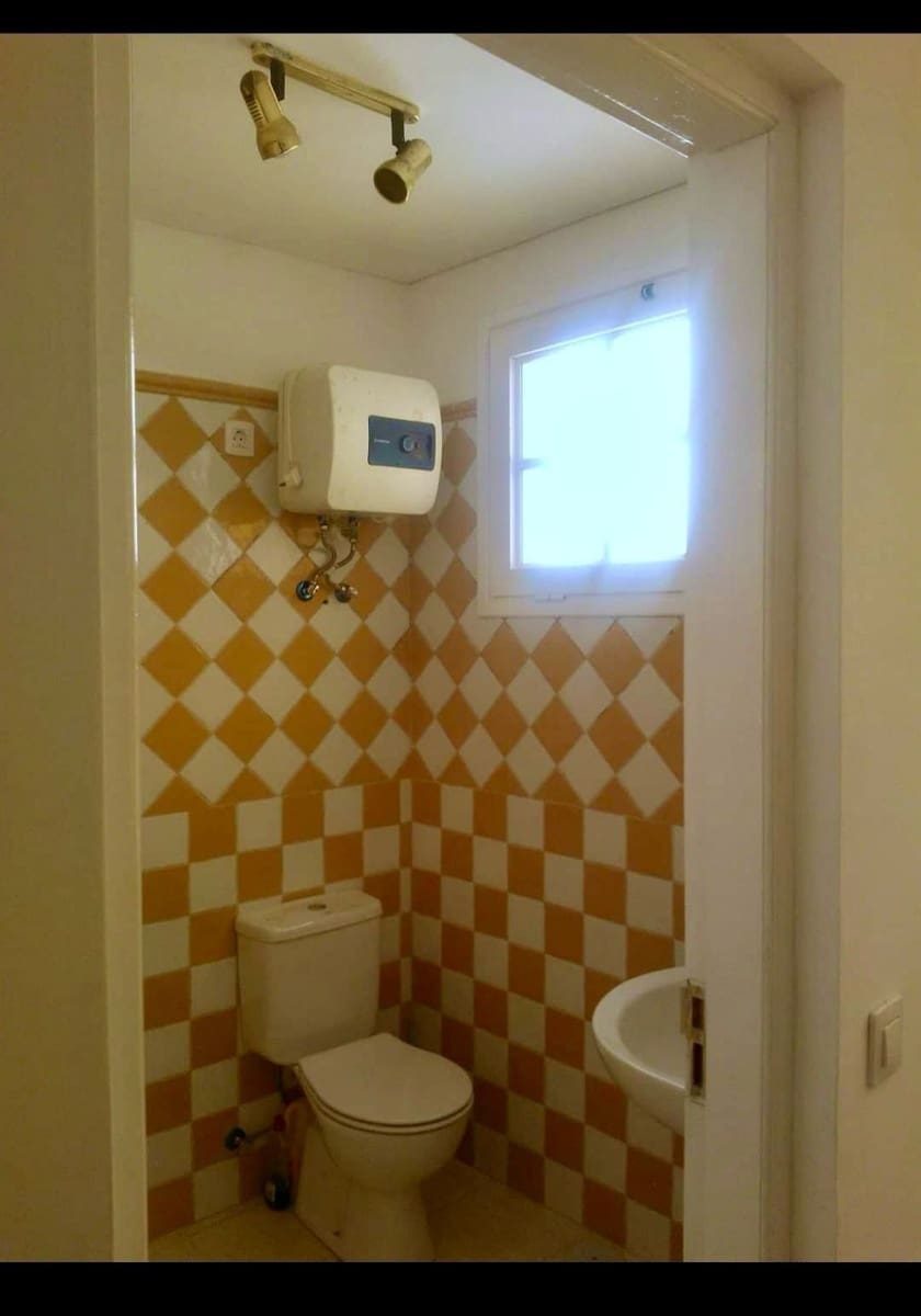 4 sovrum Kommersiell att hyra i San Cristobal de La Laguna - 1 100 € (Ref: 8079517)