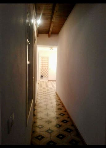 4 sovrum Kommersiell att hyra i San Cristóbal de La Laguna - 1 100 € (Ref: 8079517)