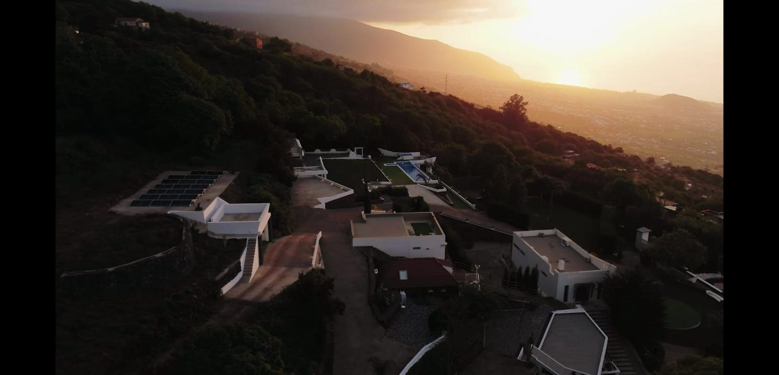 6 soveværelse Villa til salg i La Orotava med garage - € 4.250.000 (Ref: 8284078)