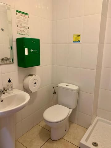 Commercieel te huur in San Cristóbal de La Laguna - € 1.600 (Ref: 8342776)