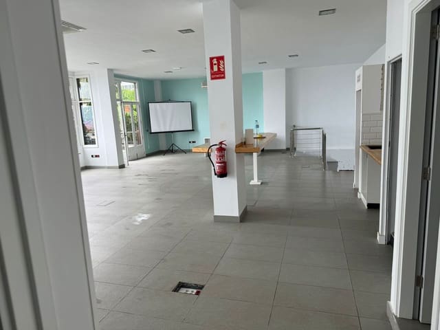 2 sovrum Kontor att hyra i Puerto de la Cruz - 1 400 € (Ref: 8467720)
