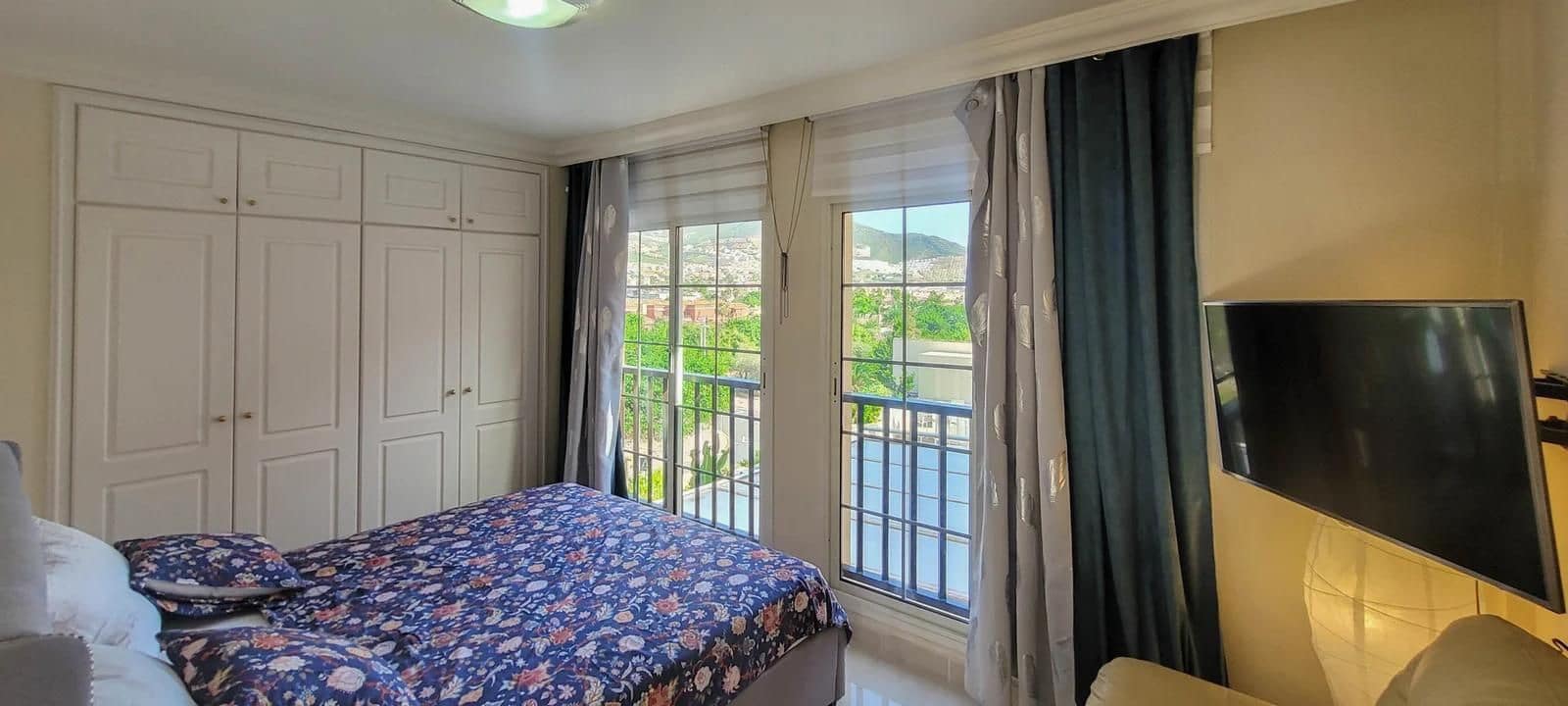 2 sovrum Hus till salu i Costa Adeje med garage - 695 000 € (Ref: 8498502)