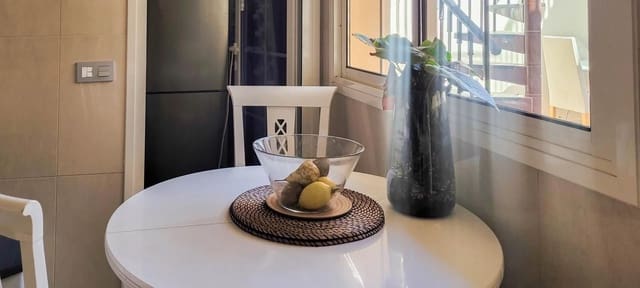 2 sovrum Hus till salu i Playa del Duque, Adeje med garage - 695 000 € (Ref: 8498502)