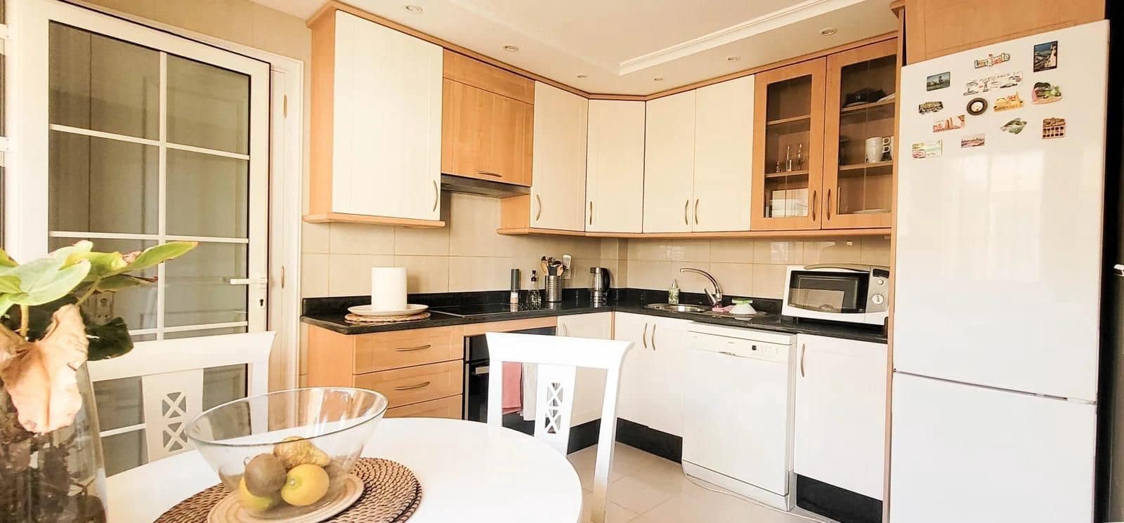 2 sovrum Hus till salu i Costa Adeje med garage - 695 000 € (Ref: 8498502)