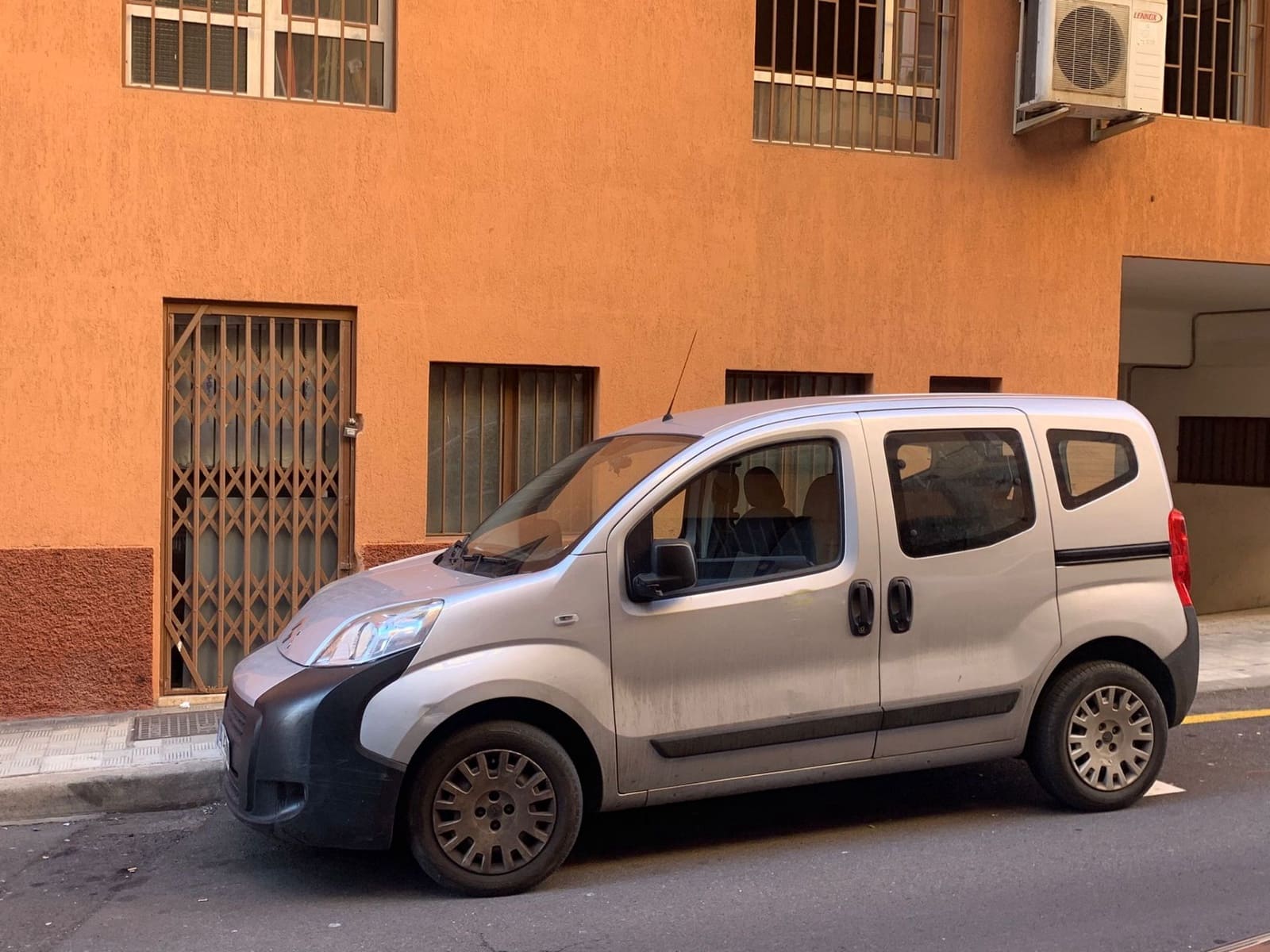 Local Comercial en Santa Cruz de Tenerife en venta - 100.000 € (Ref: 8546772)