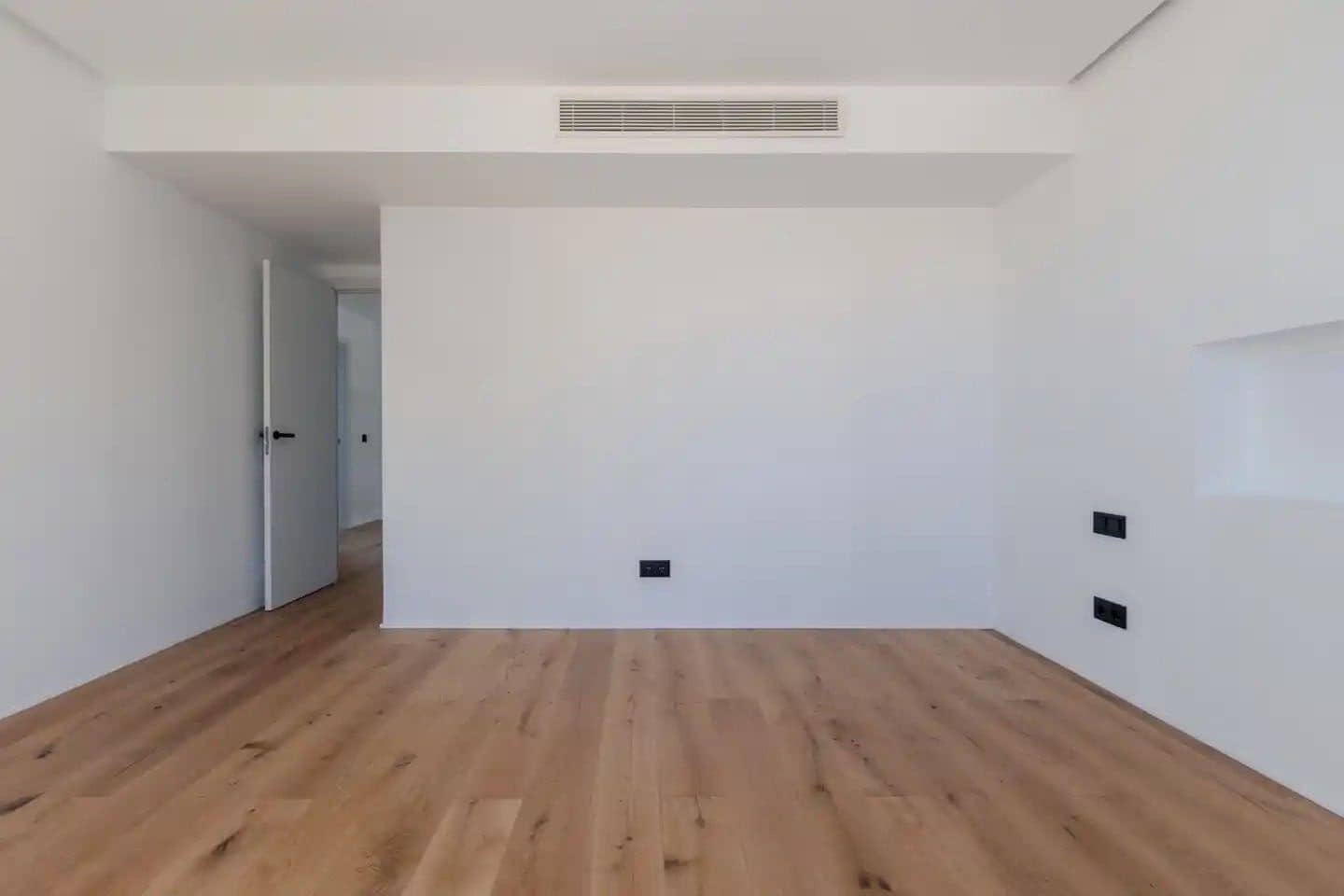 4 sypialnia Willa na sprzedaż w El Sauzal z basenem garażem - 1 750 000 € (Ref: 8743011)