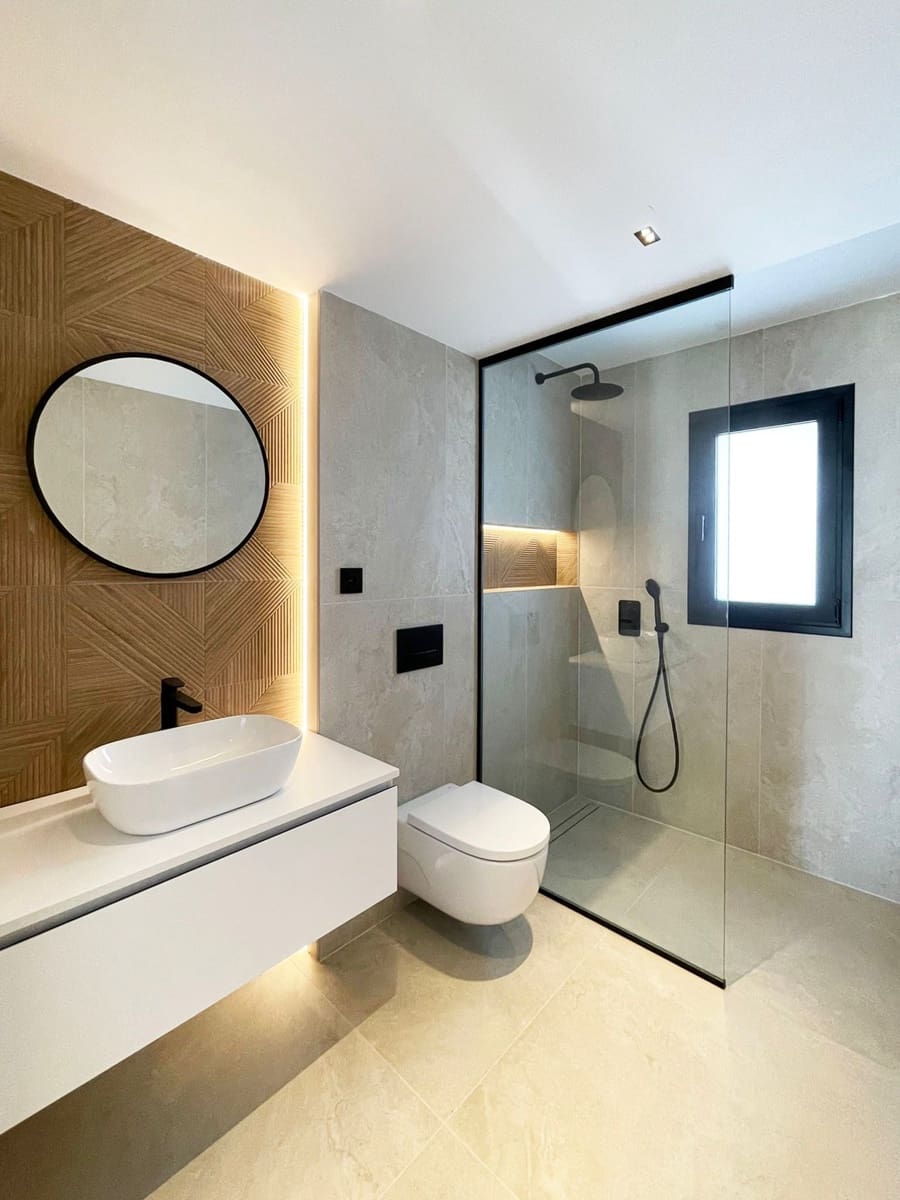 4 sypialnia Willa na sprzedaż w El Sauzal z basenem garażem - 1 750 000 € (Ref: 8743011)