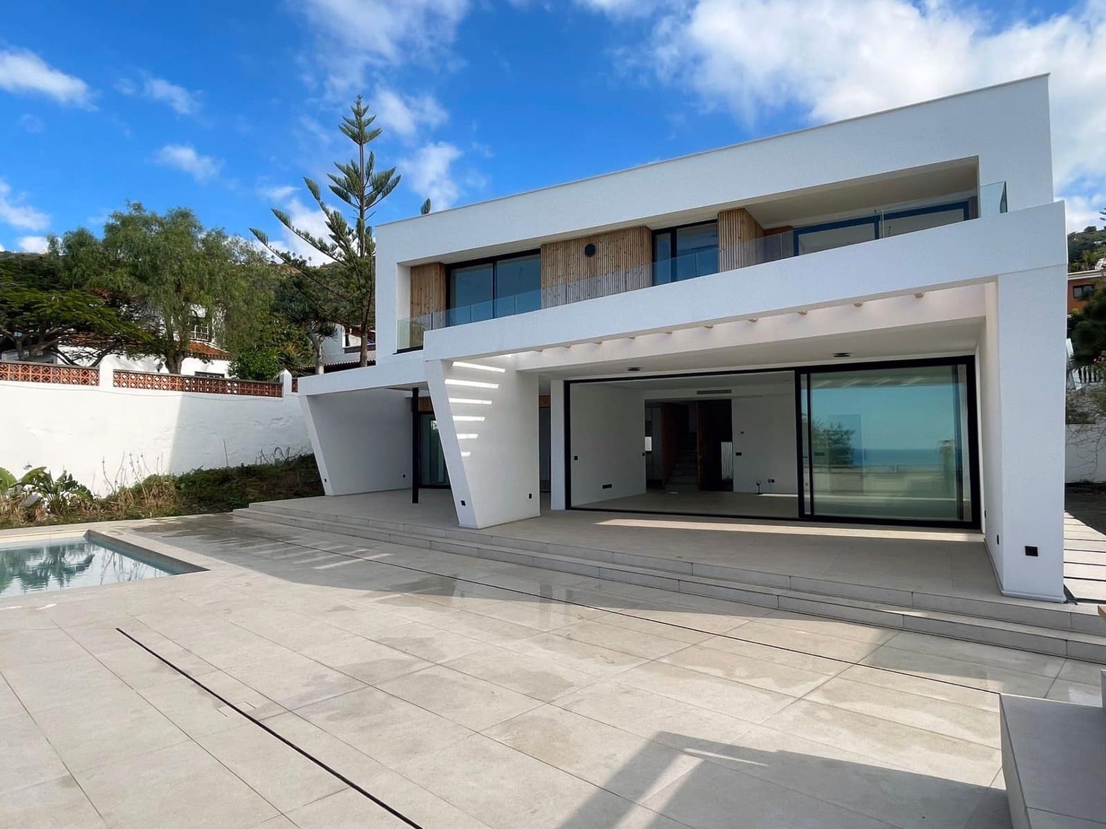 4 sypialnia Willa na sprzedaż w El Sauzal z basenem garażem - 1 750 000 € (Ref: 8743011)