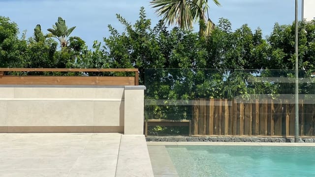 4 slaapkamer Villa te koop in El Sauzal met zwembad garage - € 1.750.000 (Ref: 8743011)