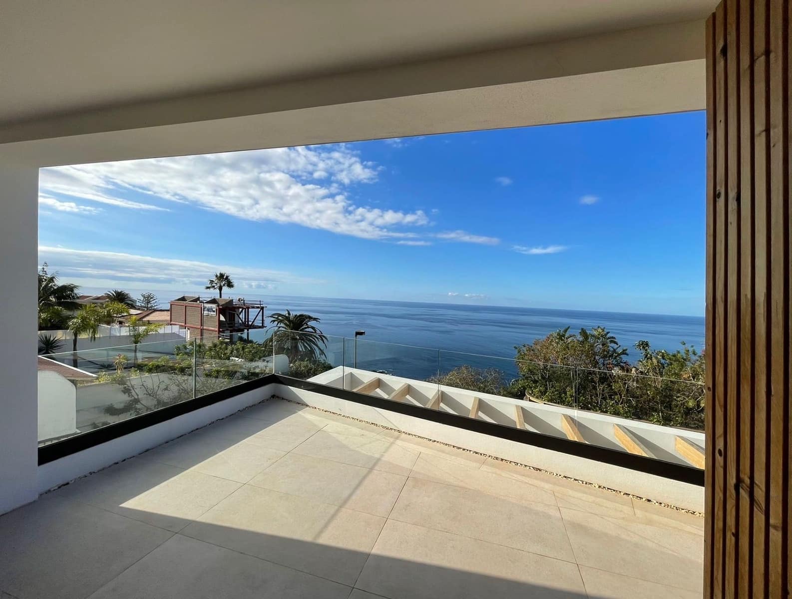 4 sypialnia Willa na sprzedaż w El Sauzal z basenem garażem - 1 750 000 € (Ref: 8743011)