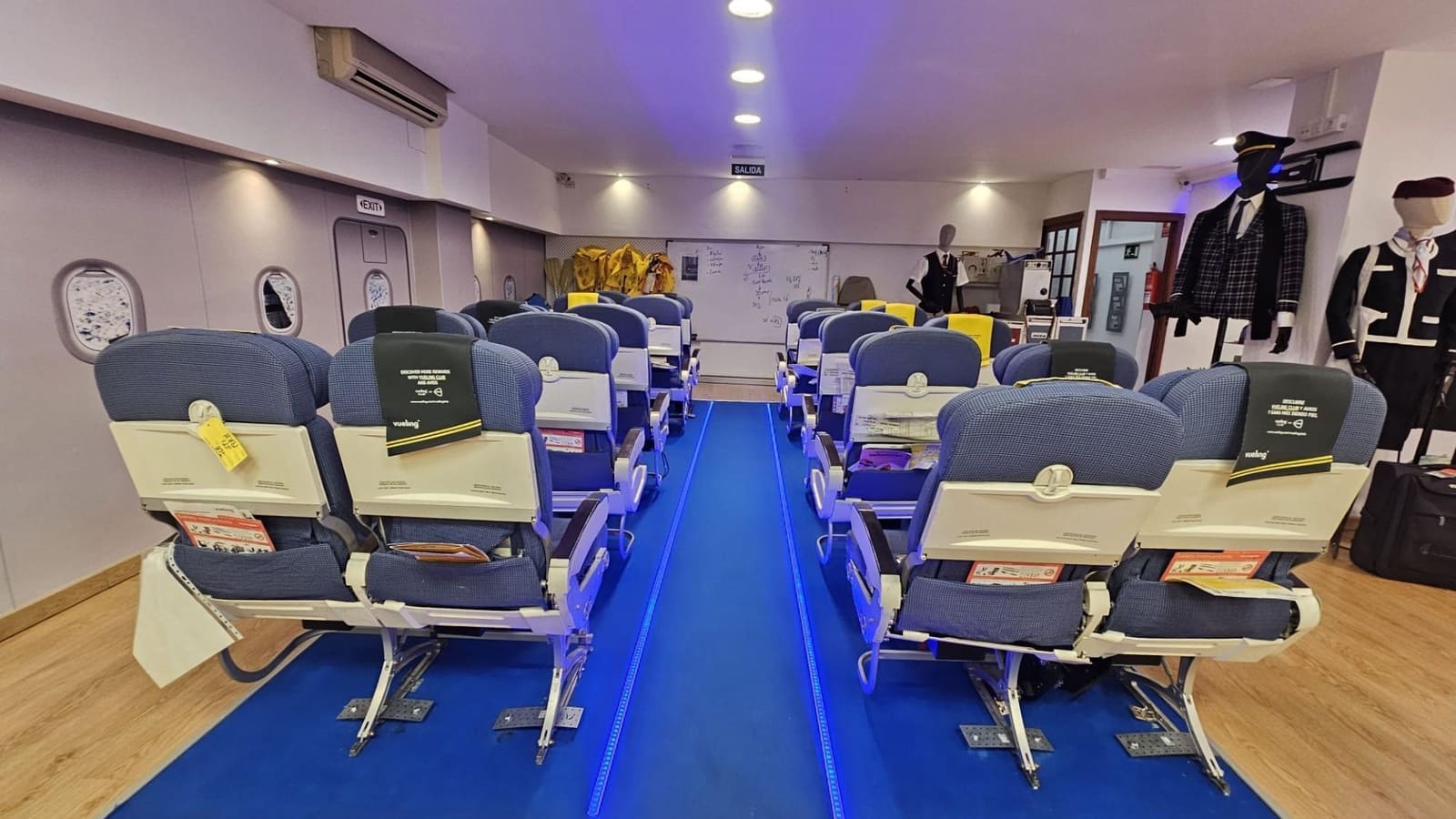 Kommersiell til salgs i Santa Cruz de Tenerife - € 275 000 (Ref: 8777974)