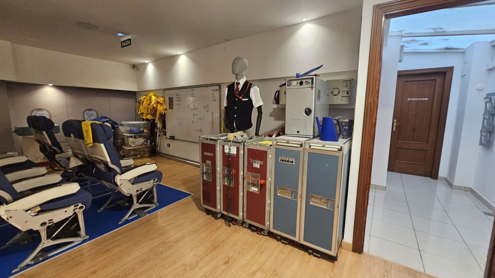 Kommersiell til salgs i Santa Cruz de Tenerife - € 275 000 (Ref: 8777974)