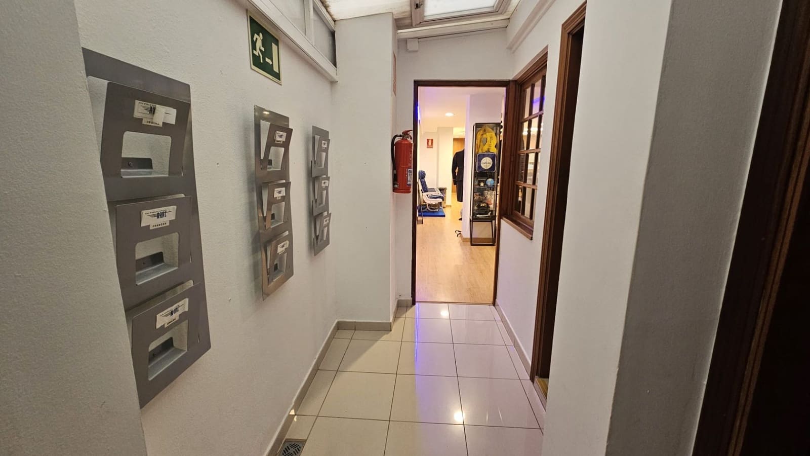 Kommersiell til salgs i Santa Cruz de Tenerife - € 275 000 (Ref: 8777974)