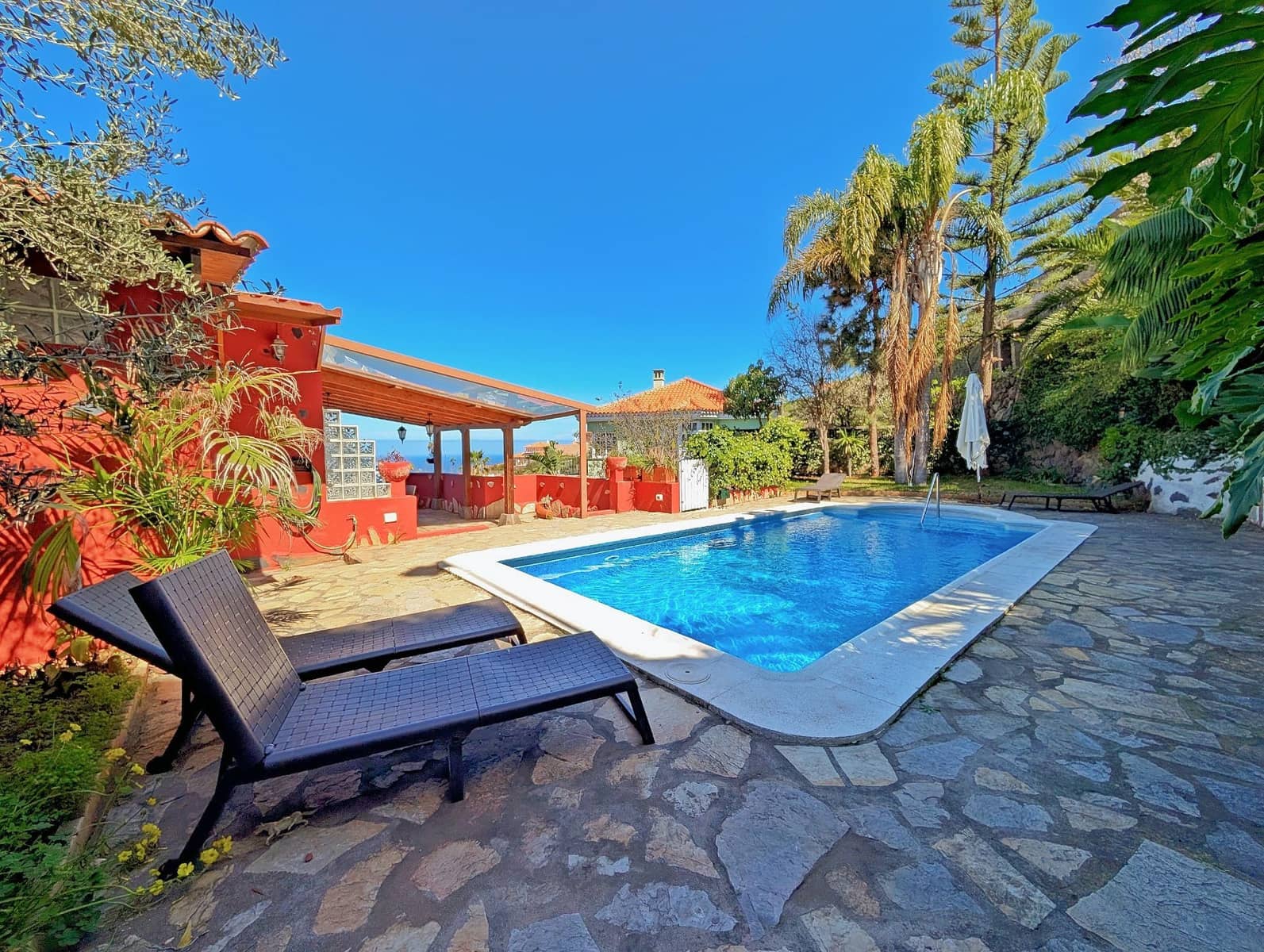 4 soveværelse Villa til salg i El Sauzal med swimmingpool garage - € 900.000 (Ref: 8856793)