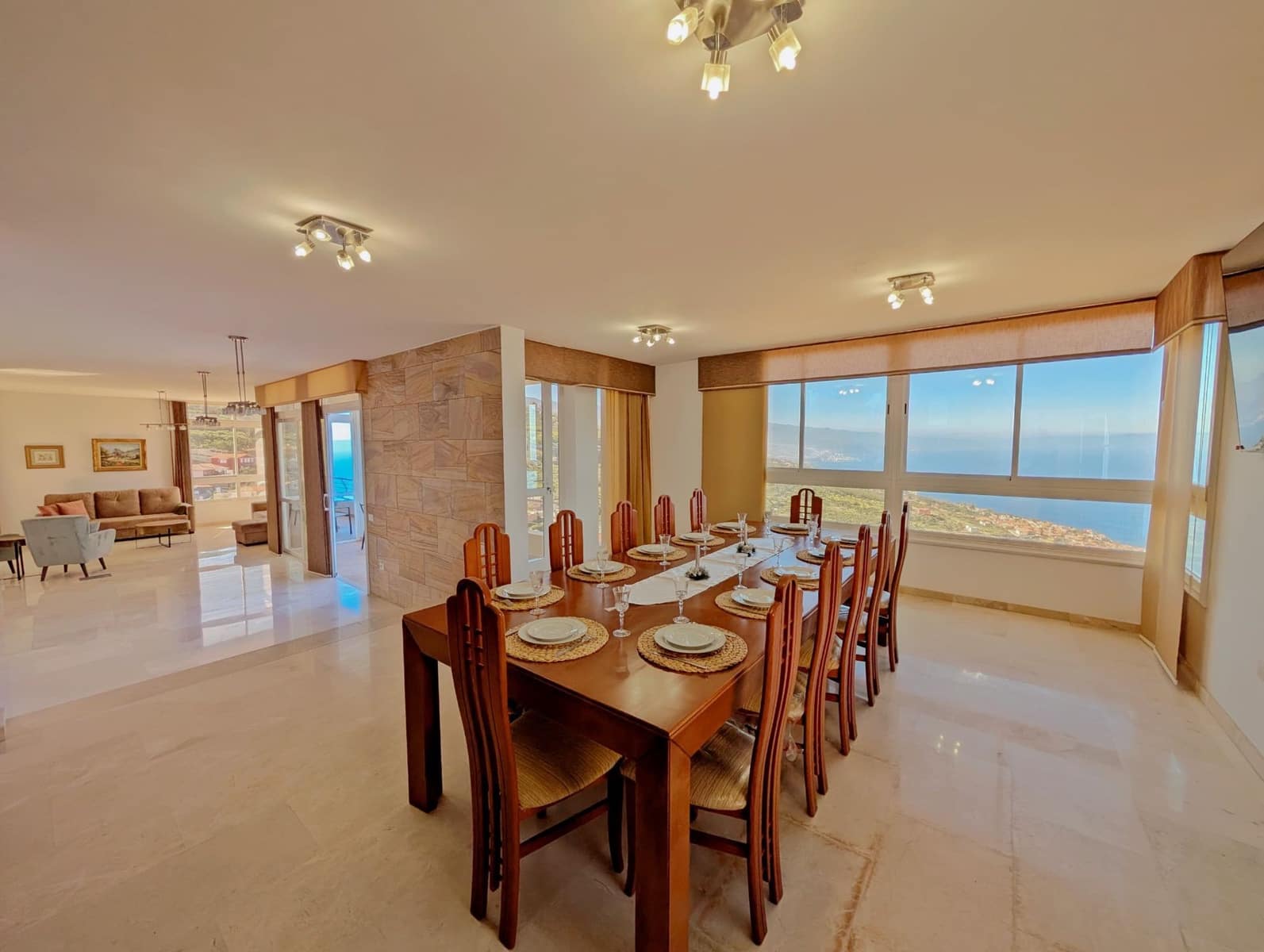 5 soveværelse Villa til salg i El Sauzal med garage - € 2.800.000 (Ref: 8873967)