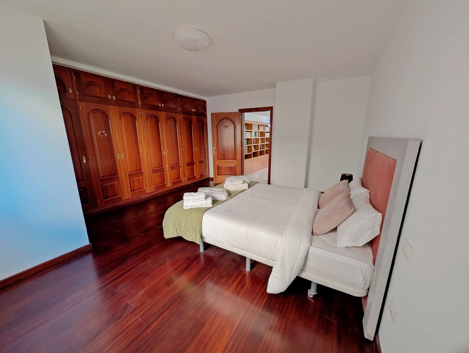 5 soveværelse Villa til salg i El Sauzal med garage - € 2.800.000 (Ref: 8873967)