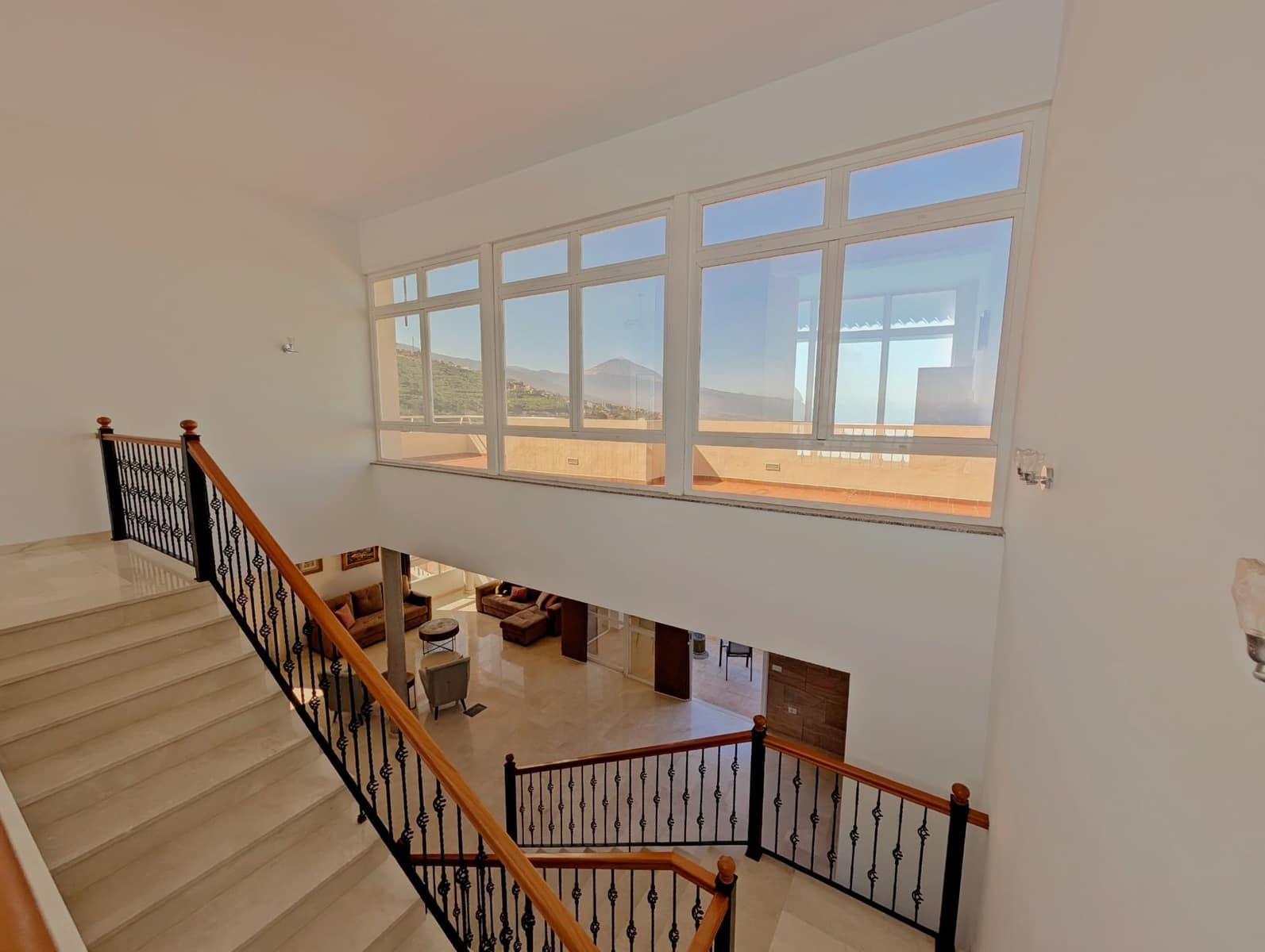 5 soveværelse Villa til salg i El Sauzal med garage - € 2.800.000 (Ref: 8873967)