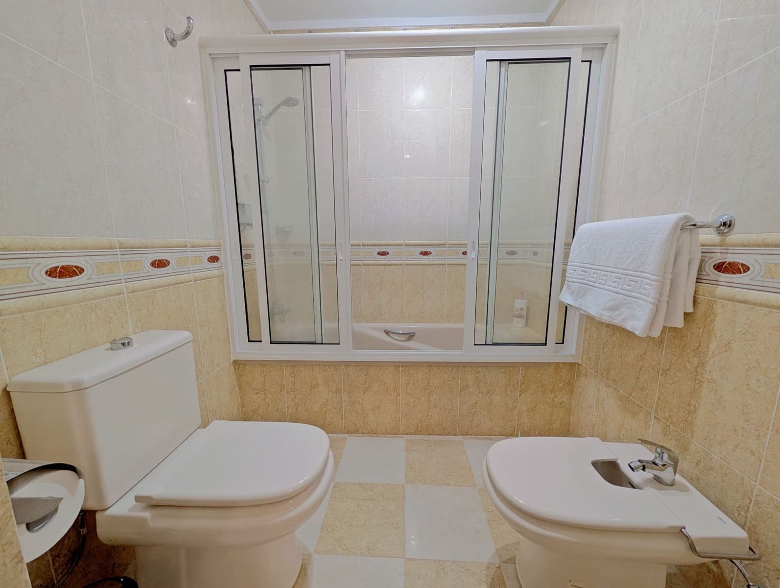 5 soveværelse Villa til salg i El Sauzal med garage - € 2.800.000 (Ref: 8873967)