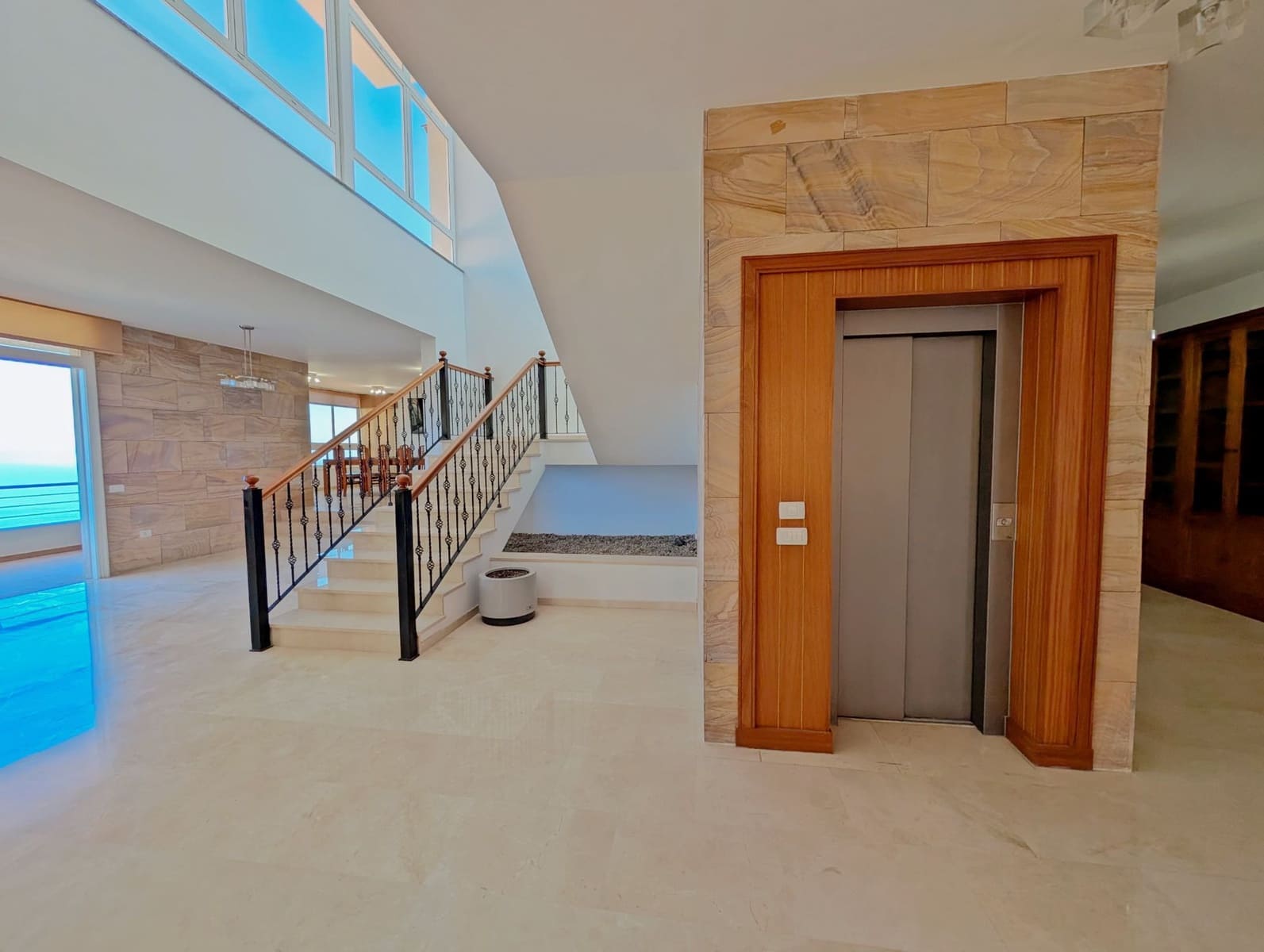 5 soveværelse Villa til salg i El Sauzal med garage - € 2.800.000 (Ref: 8873967)