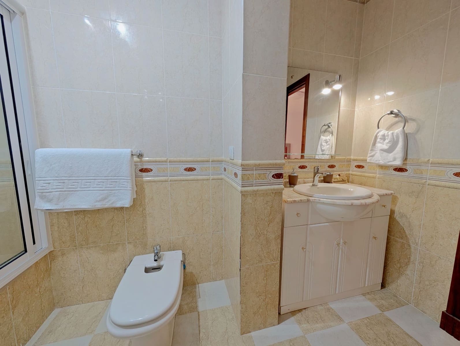 5 soveværelse Villa til salg i El Sauzal med garage - € 2.800.000 (Ref: 8873967)