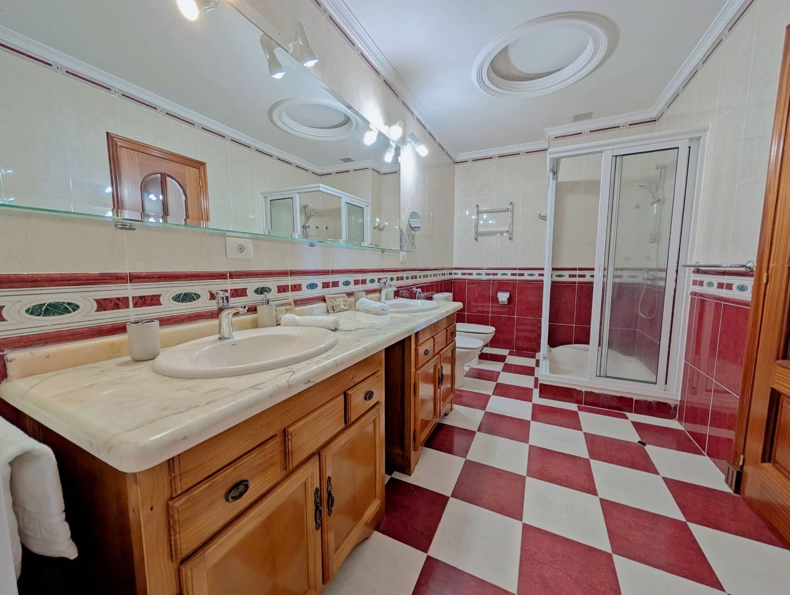 5 soveværelse Villa til salg i El Sauzal med garage - € 2.800.000 (Ref: 8873967)