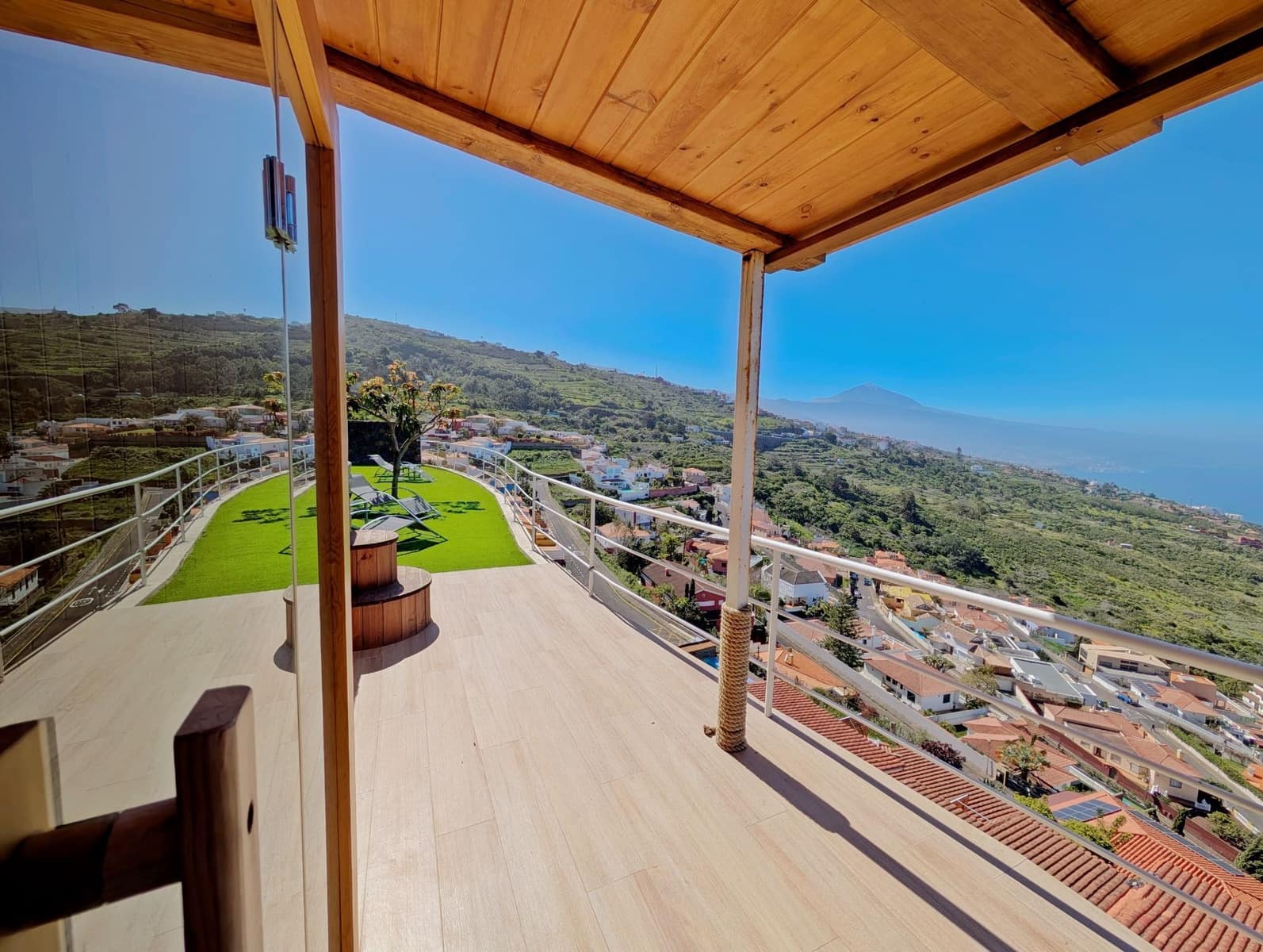 5 soveværelse Villa til salg i El Sauzal med garage - € 2.800.000 (Ref: 8873967)