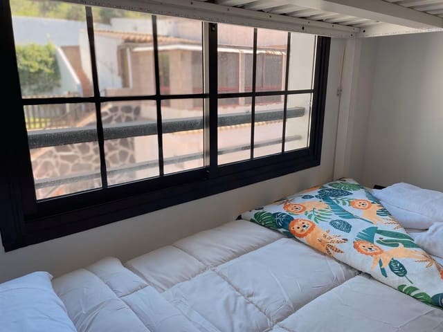 3 slaapkamer Villa te koop in El Sauzal met garage - € 590.000 (Ref: 8879472)